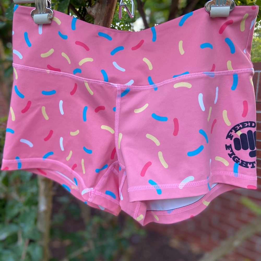 FEED ME FIGHT ME Womens Pink Donut Sprinkle Booty CrossFit Shorts Size M